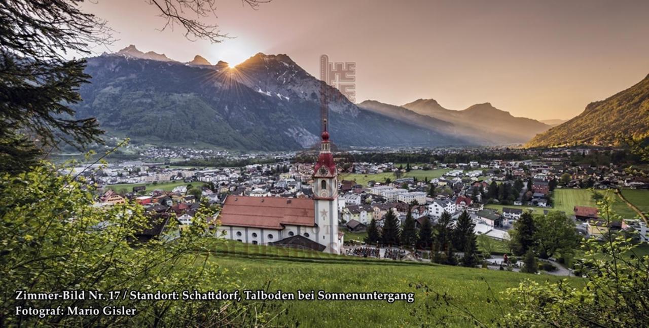 Hotel Restaurant Goldener Schluessel Altdorf Exterior foto